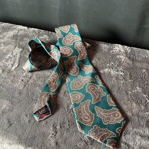 Geoffrey Beene men’s‎ silk paisley teal green tie